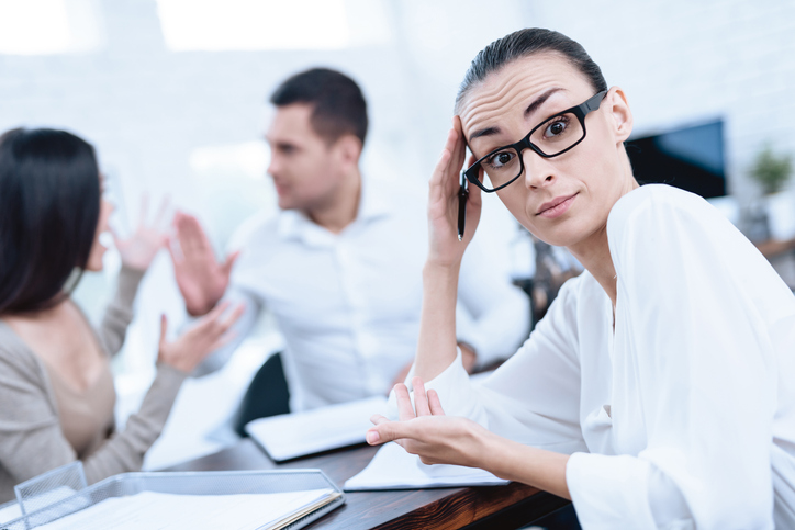 Het voeren van een cruciaal gesprek.